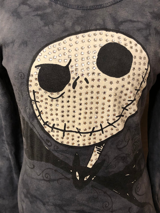 Beautiful "Nightmare Before Christmas" Long Sleeves Shirt: One size